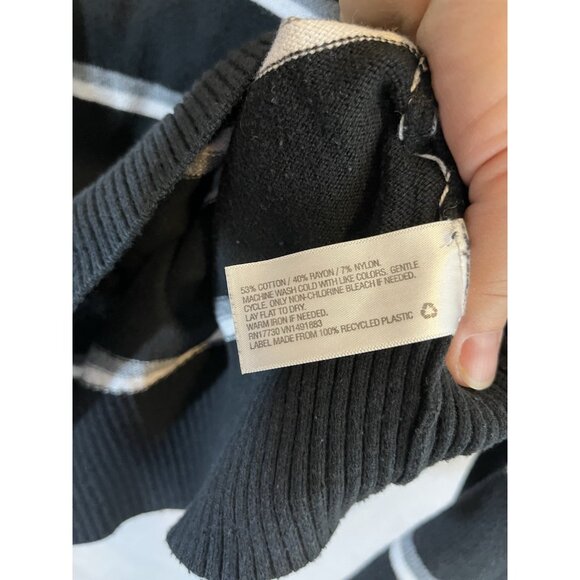 Merona Women’s XL Black & Gray Striped Knit Sweater - Picture 3 of 7